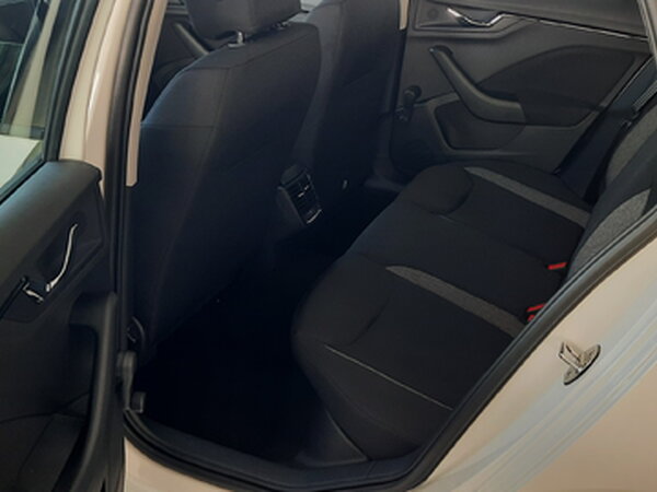 ŠKODA Scala FL Essence 1,0 TSI 70 kW/95 ks 5G
