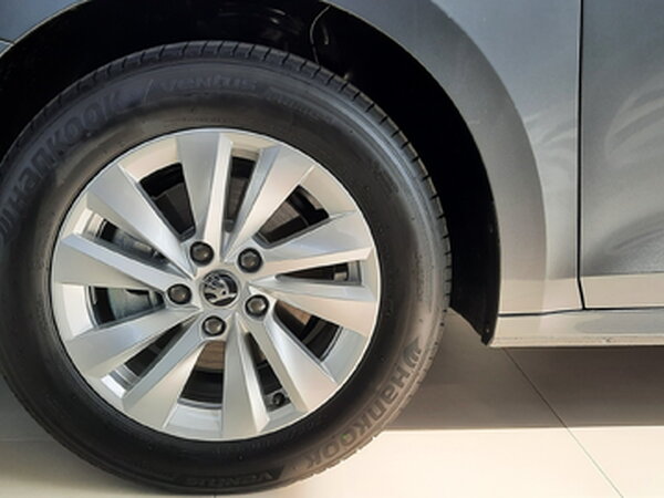 ŠKODA Octavia A8 FL Selection 1,5 TDI 85kW/115ks 6G