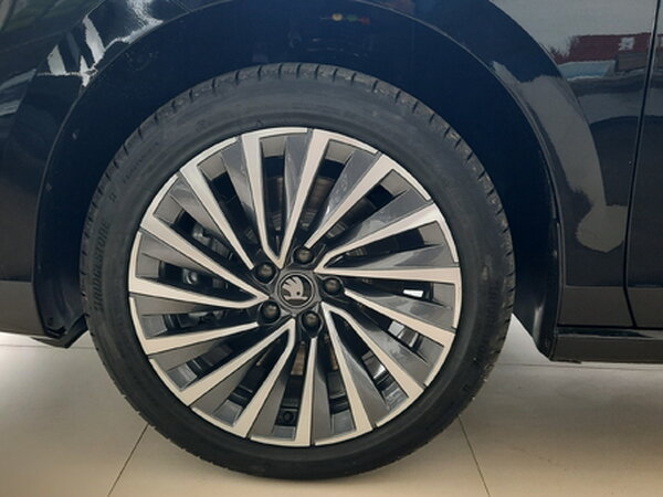 ŠKODA Superb L&K 2,0 TDI CR DPF 4x4 142kW/193ks DSG