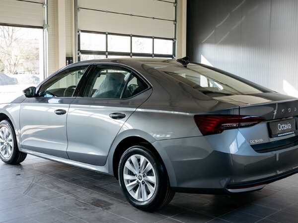 ŠKODA Octavia A8 FL Selection 1,5 TSI m-HEV 110kW/150ks DSG