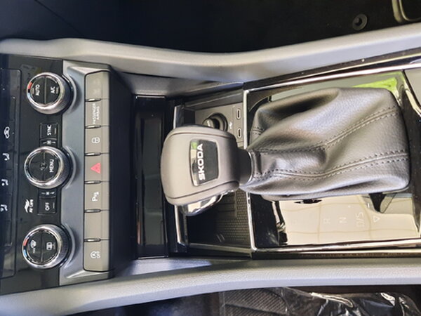 ŠKODA Karoq Facelift Selection 1,5 TSI 110kw/150ks DSG