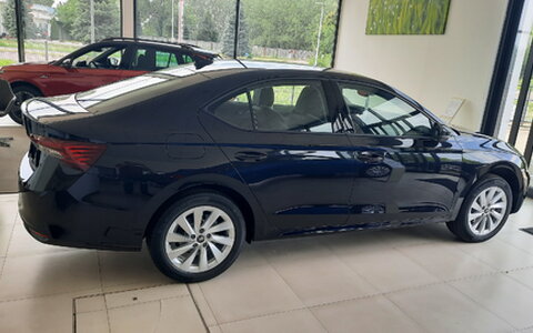 ŠKODA Octavia A8 FL Selection PLUS 1,5 TSI m-HEV 110kW/150ks DSG