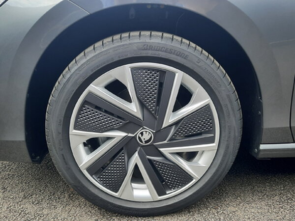 ŠKODA Superb Selection 2,0 TDI CR DPF 110kW/150ks DSG
