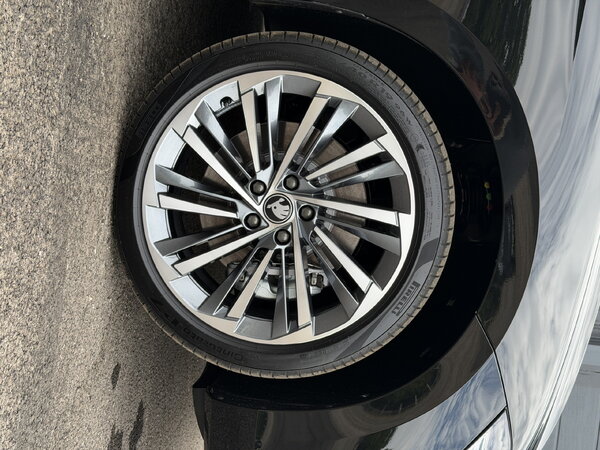 ŠKODA Superb L&K 2,0 TDI CR DPF 4x4 142kW/193ks DSG
