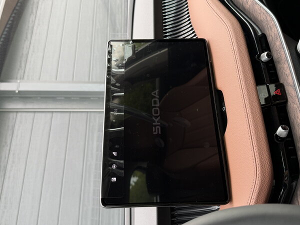 ŠKODA Superb L&K 2,0 TDI CR DPF 4x4 142kW/193ks DSG