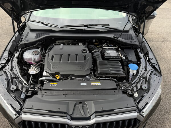 ŠKODA Superb L&K 2,0 TDI CR DPF 4x4 142kW/193ks DSG
