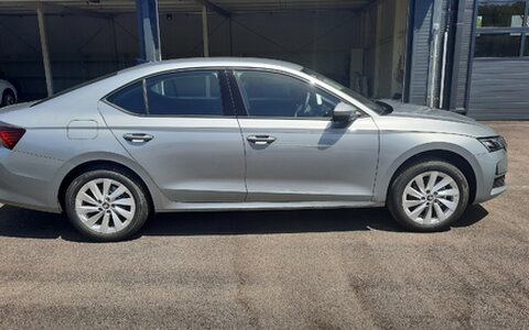 ŠKODA Octavia A8 FL Selection PLUS 1,5 TSI m-HEV 110kW/150ks DSG