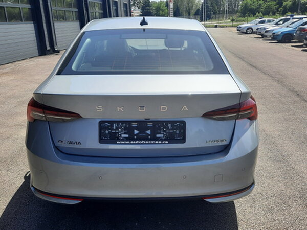 ŠKODA Octavia A8 FL Selection PLUS 1,5 TSI m-HEV 110kW/150ks DSG