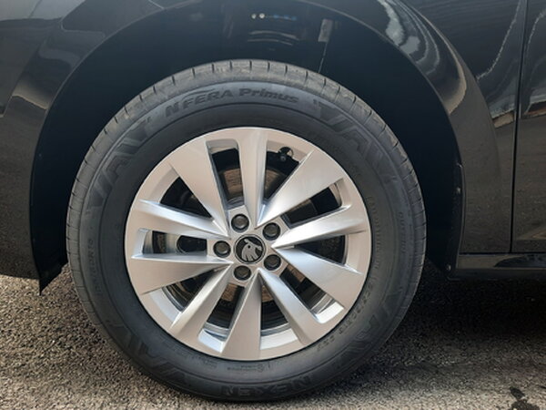 ŠKODA Kamiq FL Selection Plus 1,5TSI 110kW/150ks DSG