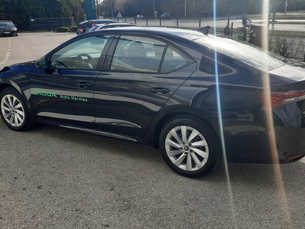 ŠKODA Octavia A8 FL Selection PLUS 1,5 TSI m-HEV 110kW/150ks DSG - TEST