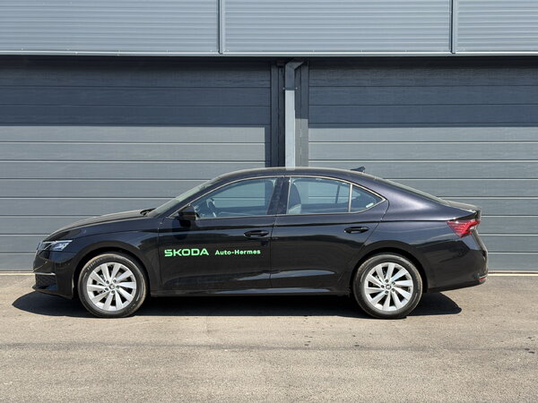 ŠKODA Octavia A8 FL Selection PLUS 1,5 TSI m-HEV 110kW/150ks DSG - TEST