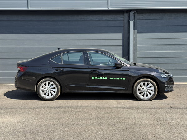 ŠKODA Octavia A8 FL Selection PLUS 1,5 TSI m-HEV 110kW/150ks DSG - TEST