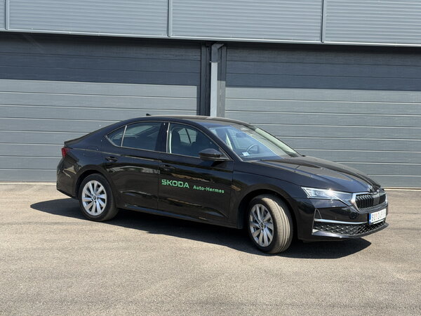 ŠKODA Octavia A8 FL Selection PLUS 1,5 TSI m-HEV 110kW/150ks DSG - TEST